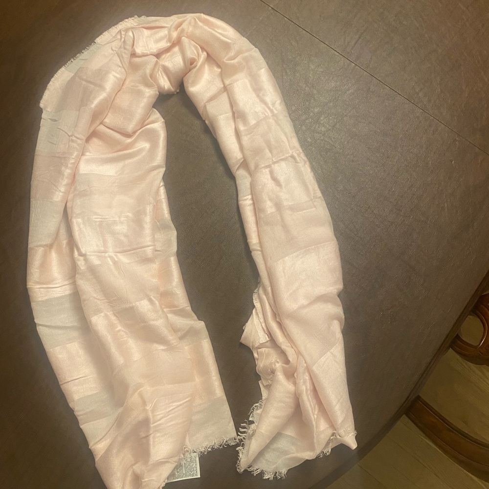 Banana Republic Soft Pink Wrap